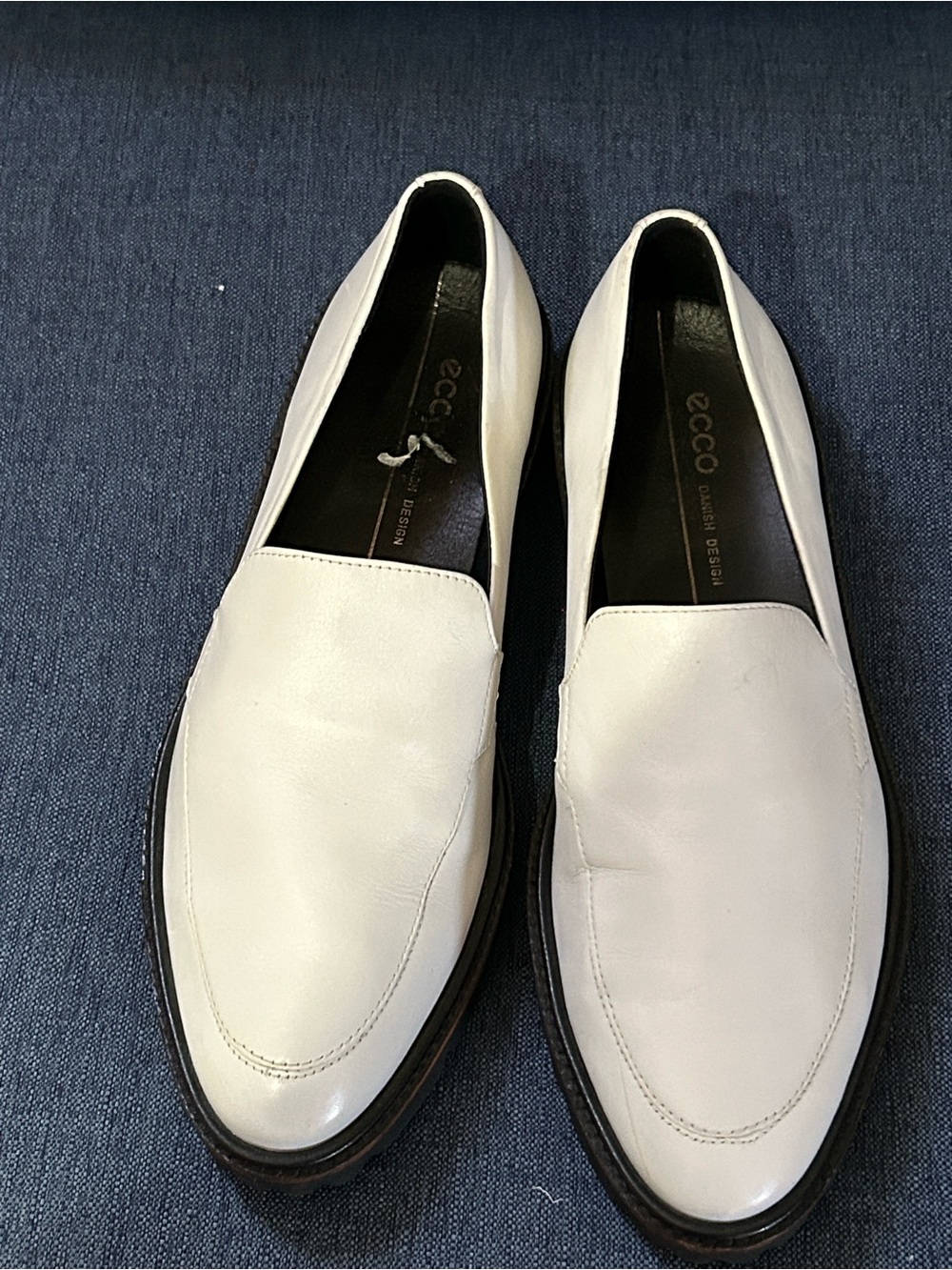 ECCO Men’s White Leather Slip-On Loafers